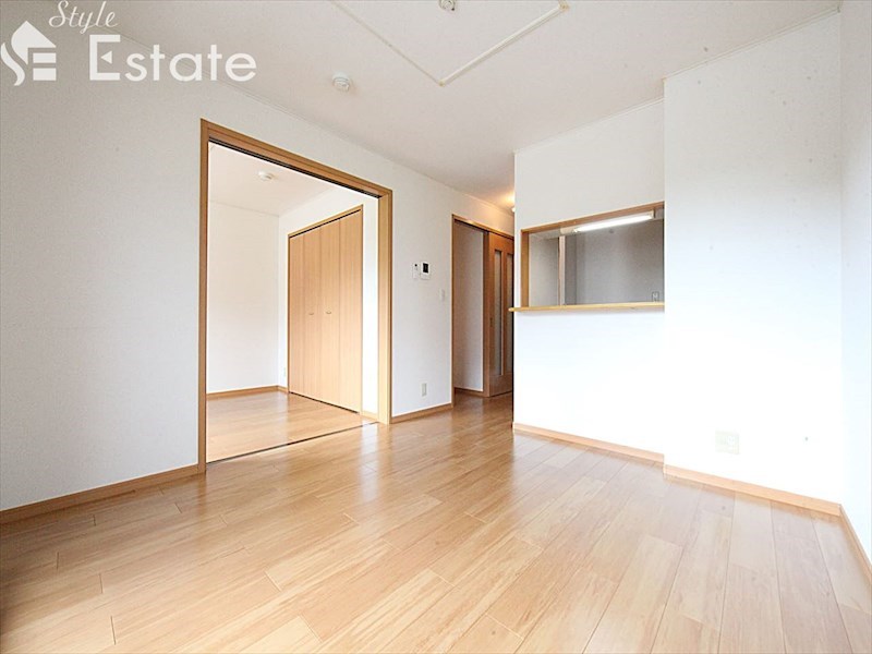 居室・リビング　内装