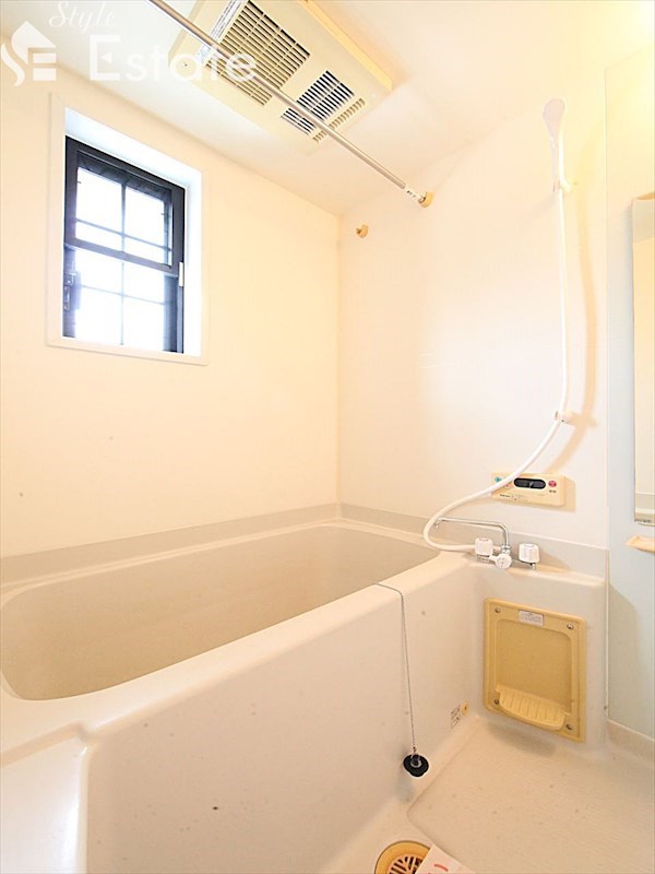 バス・シャワールーム　バスルーム