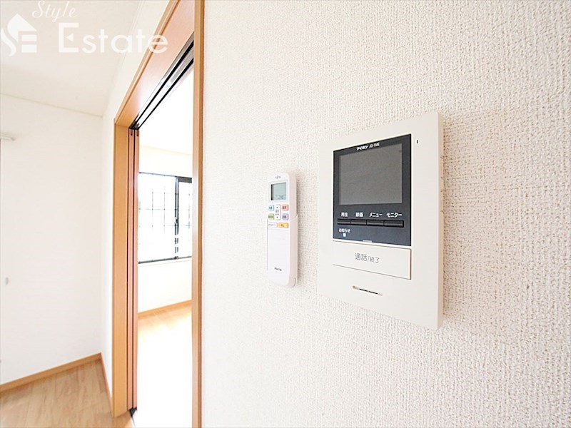 セキュリティ　モニター付きインターホン