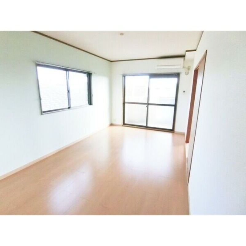 居室・リビング　図面と現状に相違がある場合には現状を優先