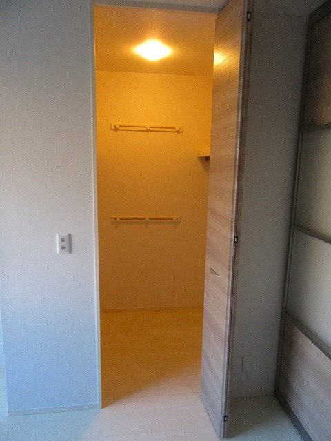 収納　クローゼット