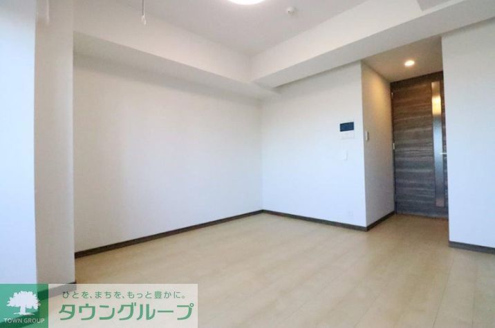 居室・リビング　エントランス