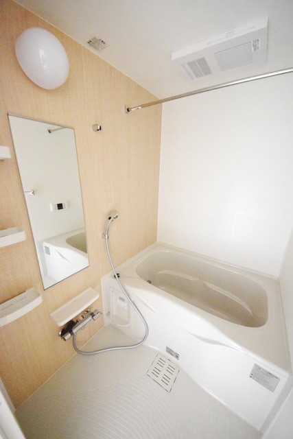 バス・シャワールーム　～今日の疲れはさっぱりと～