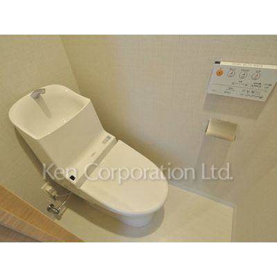 トイレ　同タイプ9階のお部屋を撮影。仕様が異なることがあります。