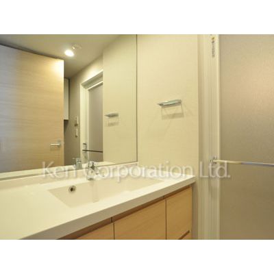 洗面設備　同タイプ9階のお部屋を撮影。仕様が異なることがあります。