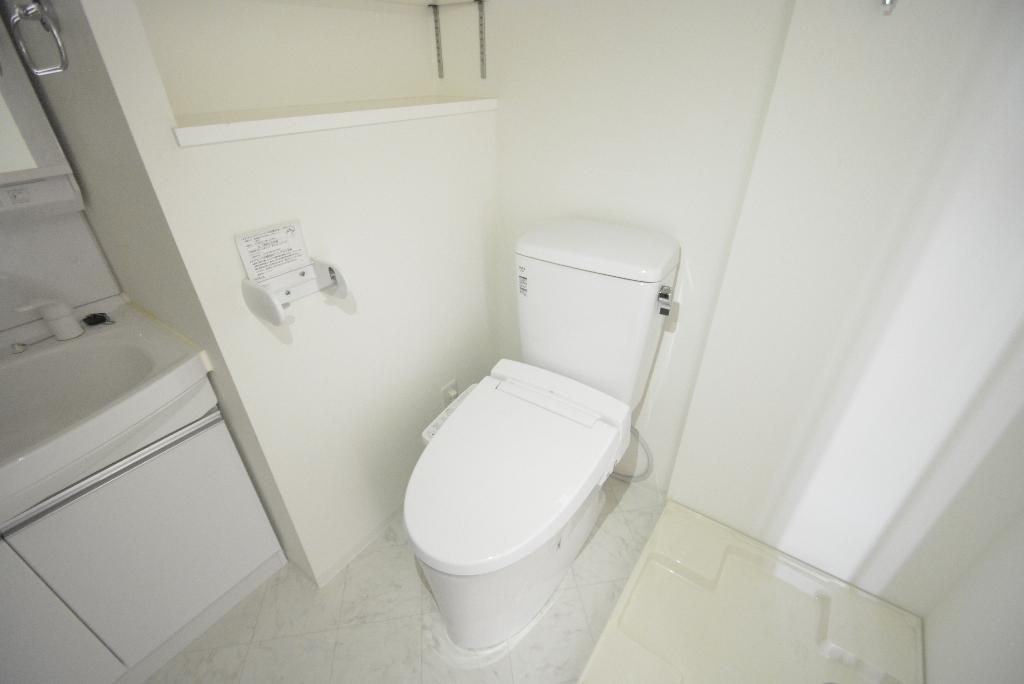 トイレ　シャワー付トイレ