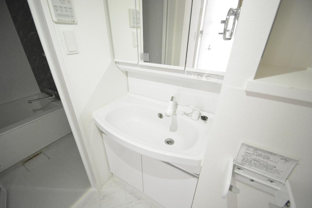 洗面設備　洗髪洗面化粧台