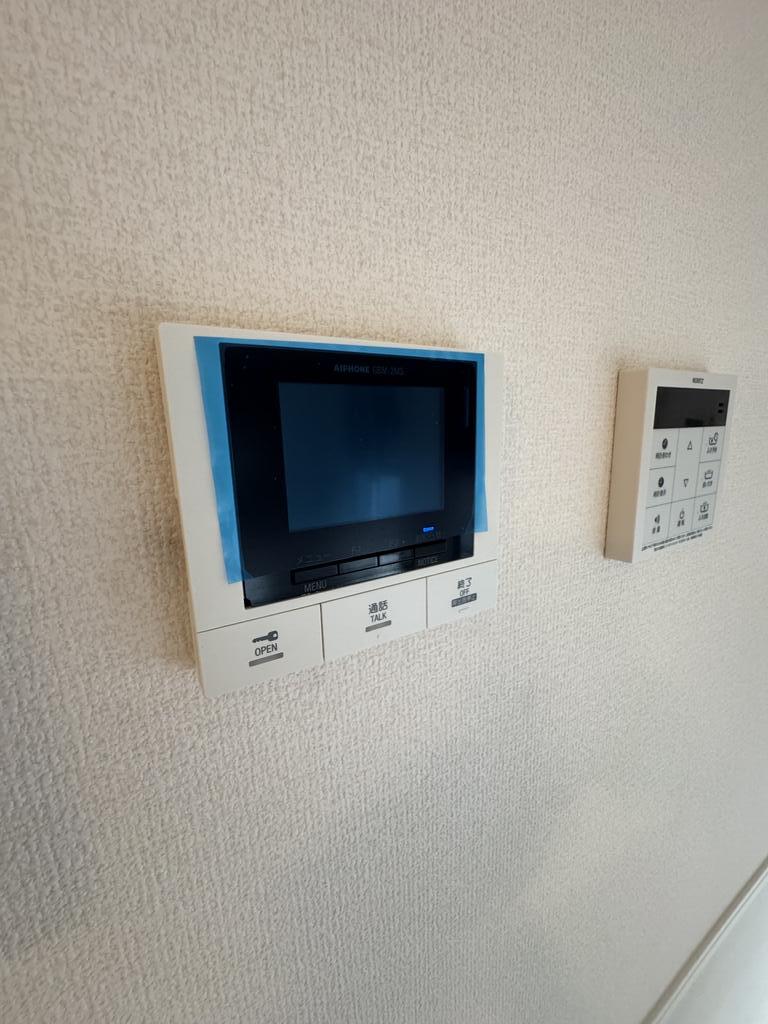 セキュリティ　TVモニター付インターホン