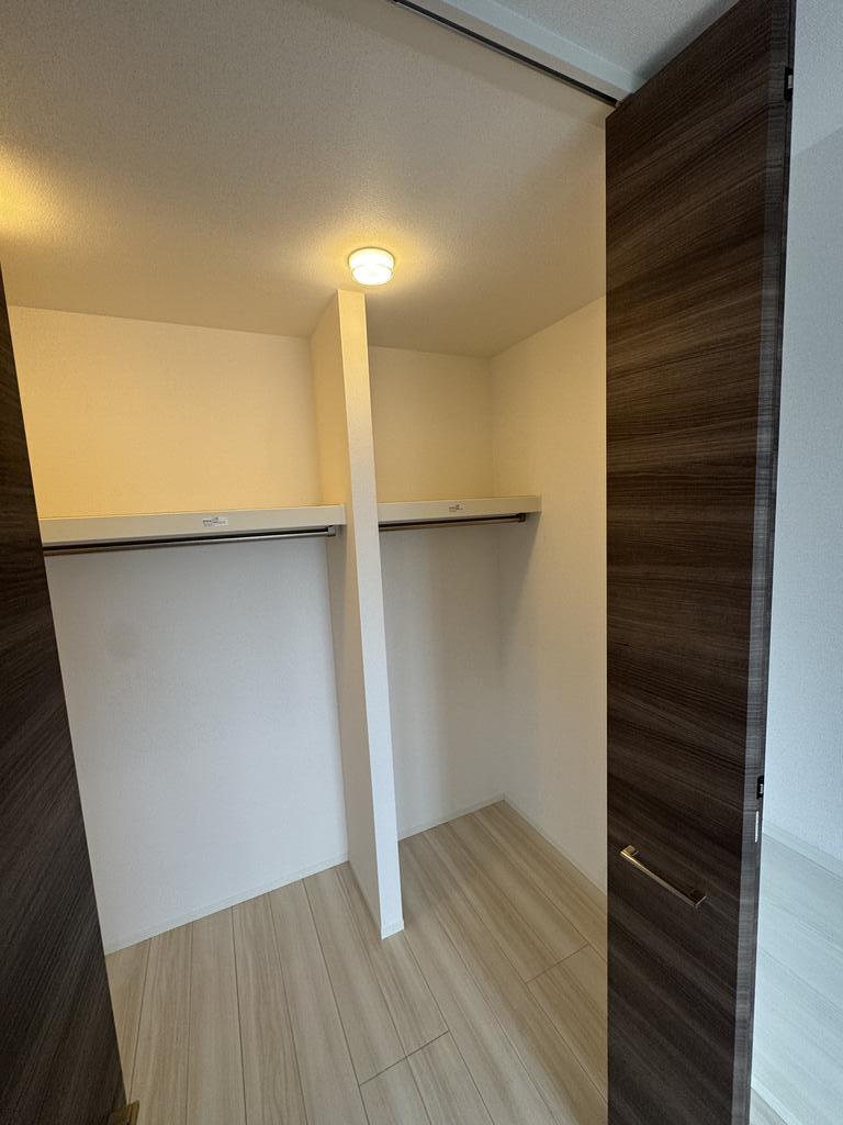 収納　大型ウォークインクローゼット完備