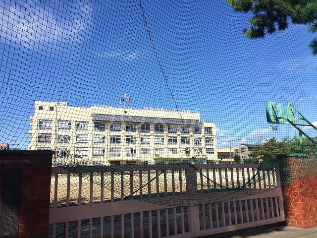 中学校　足立区立 栗島中学校（中学校）まで1106m