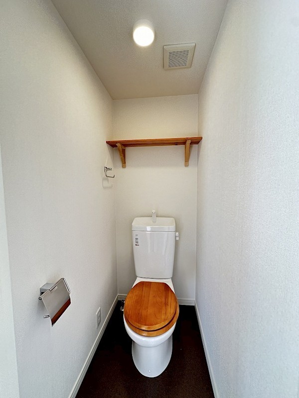 トイレ　※参考写真使用