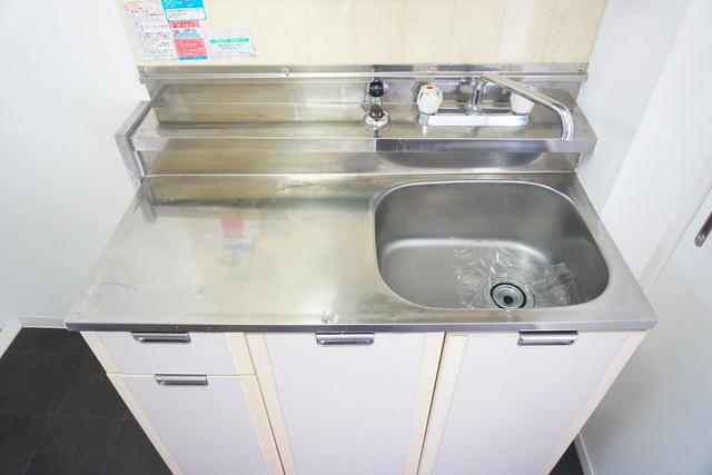 キッチン　自炊派には便利なガスコンロ設置可能キッチンです♪