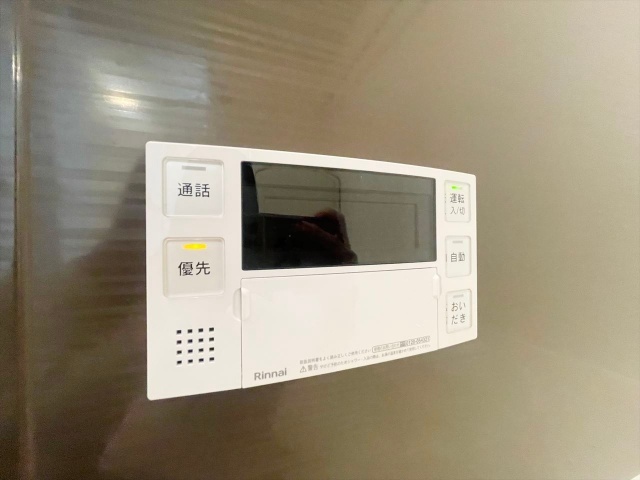 その他　同一建物内２０３号室内装写真転載