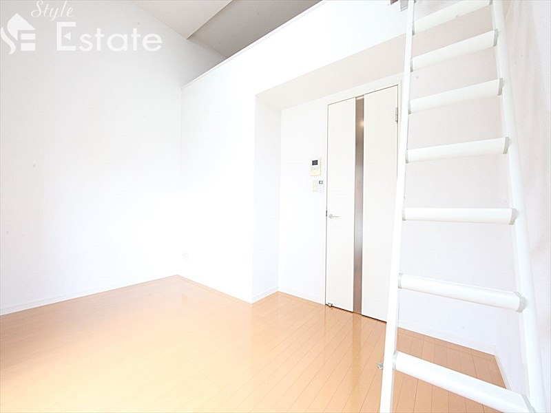 居室・リビング　内装