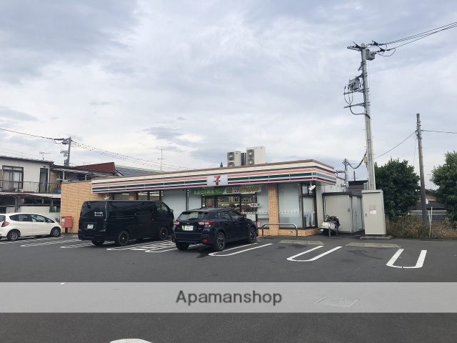 コンビニ　セブンイレブン（コンビニ）まで753m