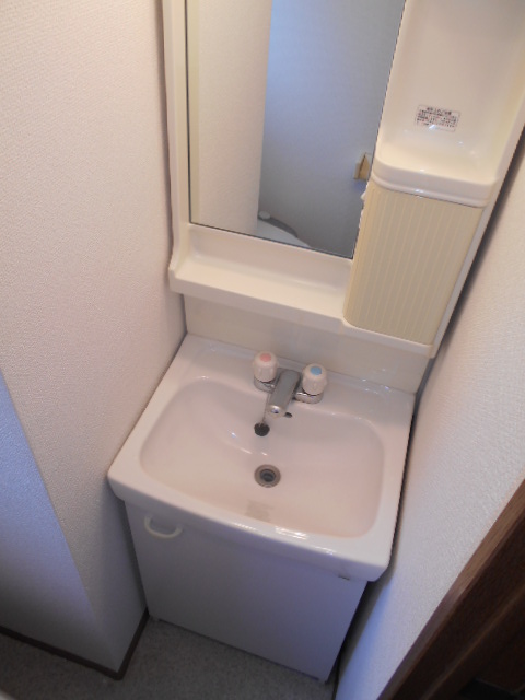 洗面設備　同タイプの室内写真