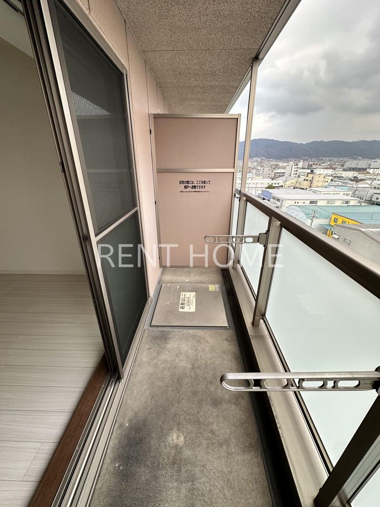 バルコニー　南向きのバルコニーです。