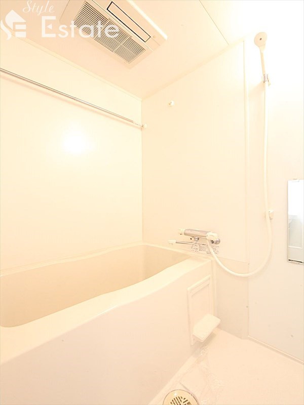 バス・シャワールーム　バスルーム