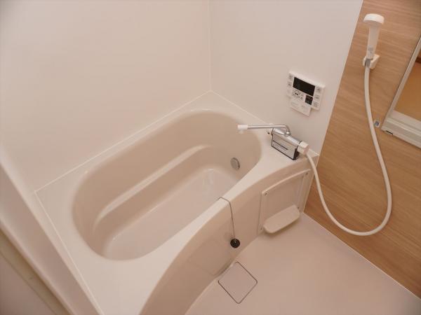 バス・シャワールーム　浴室