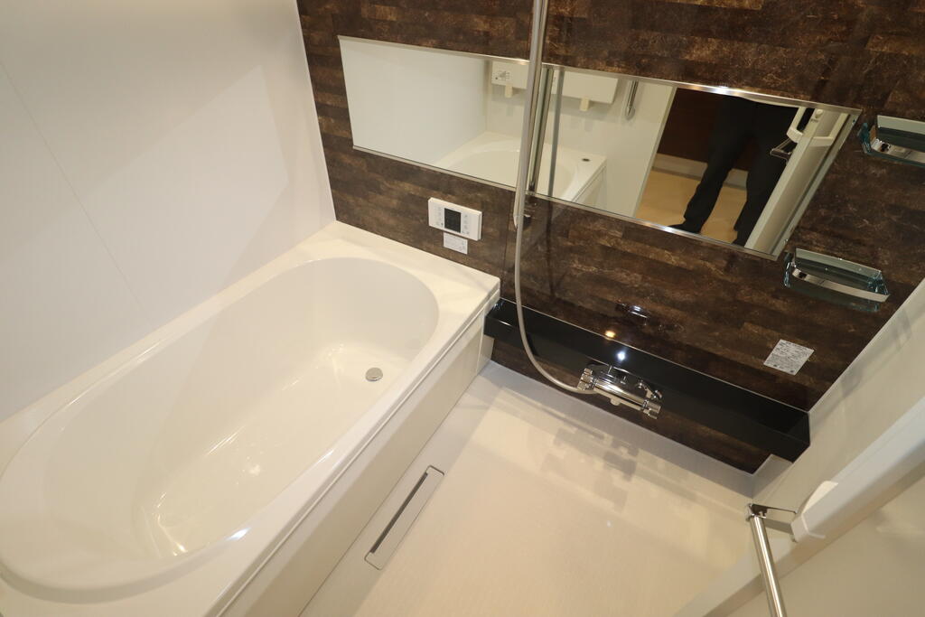 バス・シャワールーム　浴室：画像は同社類似物件の写真