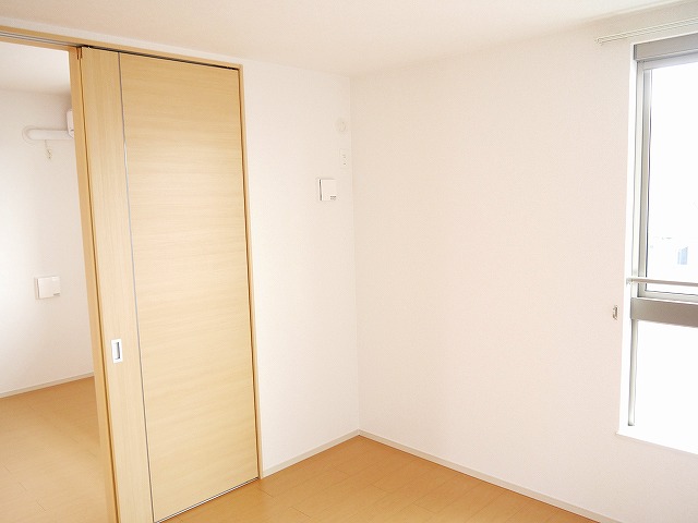 居室・リビング　きれいな洋室です