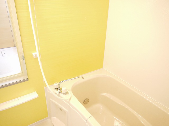 バス・シャワールーム　日々の疲れを癒すお風呂付です