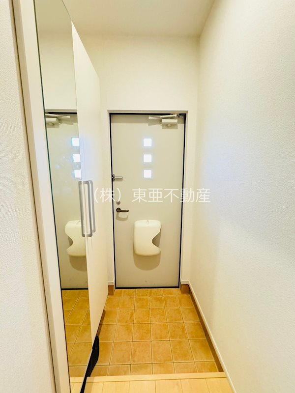 玄関　間取り反転※現状優先