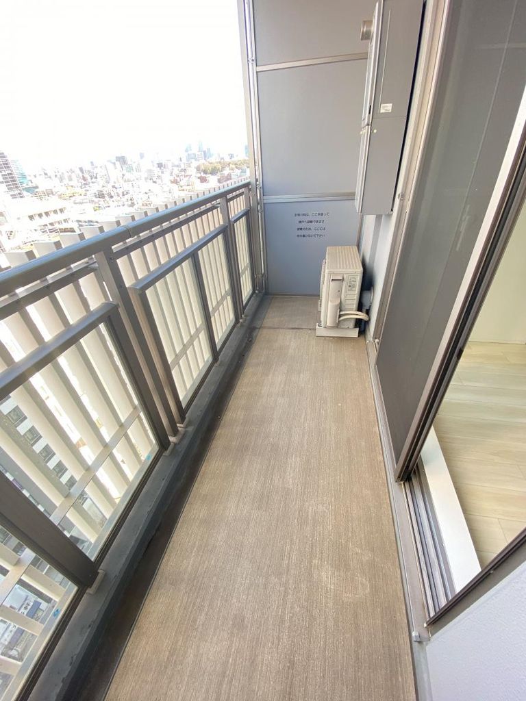 バルコニー　お問合せは(株)タウンハウジングレジデンス事業部までお問合…