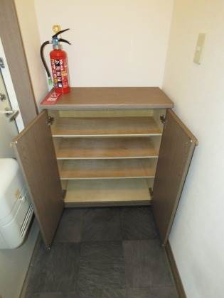 玄関　シューズボックス