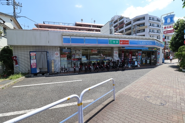 コンビニ　ローソン大井三丁目店（コンビニ）まで187m