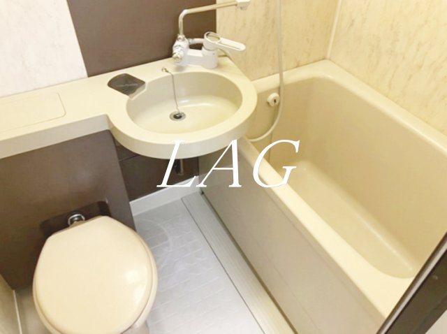 バス・シャワールーム　お風呂です。