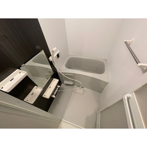 バス・シャワールーム　別室の参考写真です。※現況優先