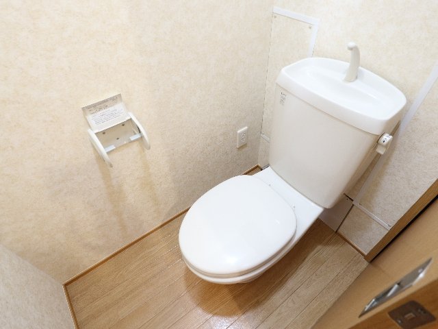 トイレ　ゆったりとした空間のトイレです