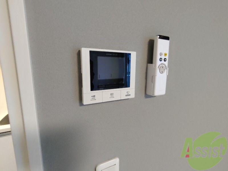 その他設備　インターホンはモニタ*付き。来客があった時に安心ですね