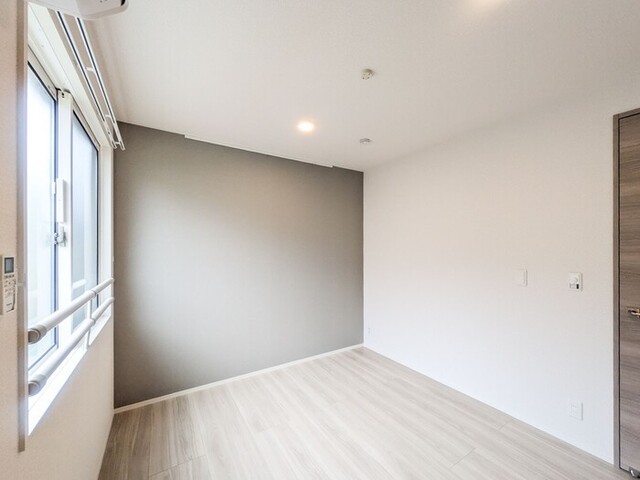 居室・リビング　洋室(4)