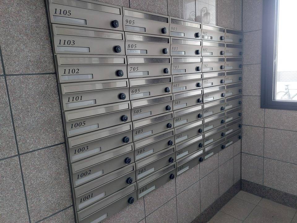 エントランス　メールBOX