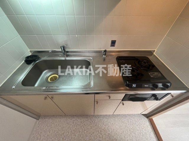 キッチン　※別部屋の写真となります。間取り図参照