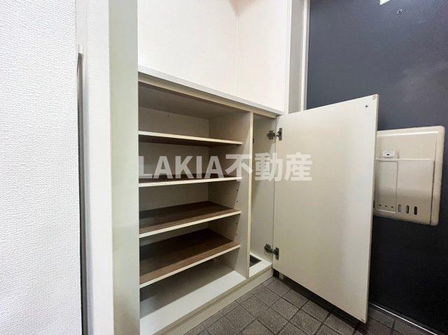 収納　※別部屋の写真となります。間取り図参照