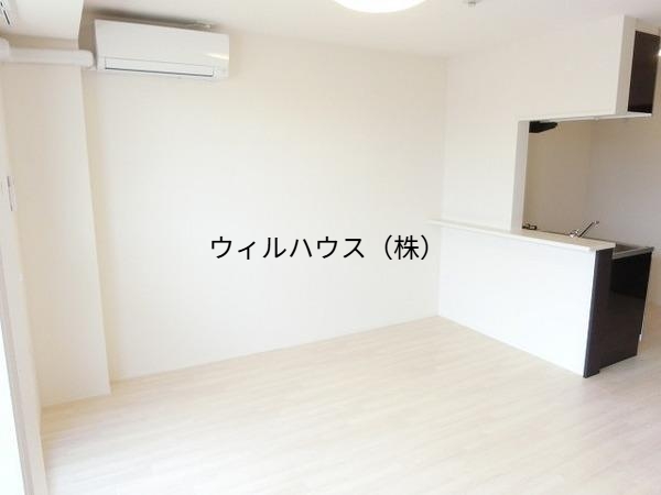 居室・リビング　人気のカウンターキッチン！