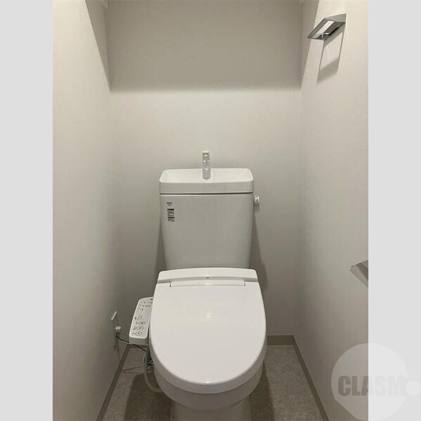 トイレ　温水洗浄便座