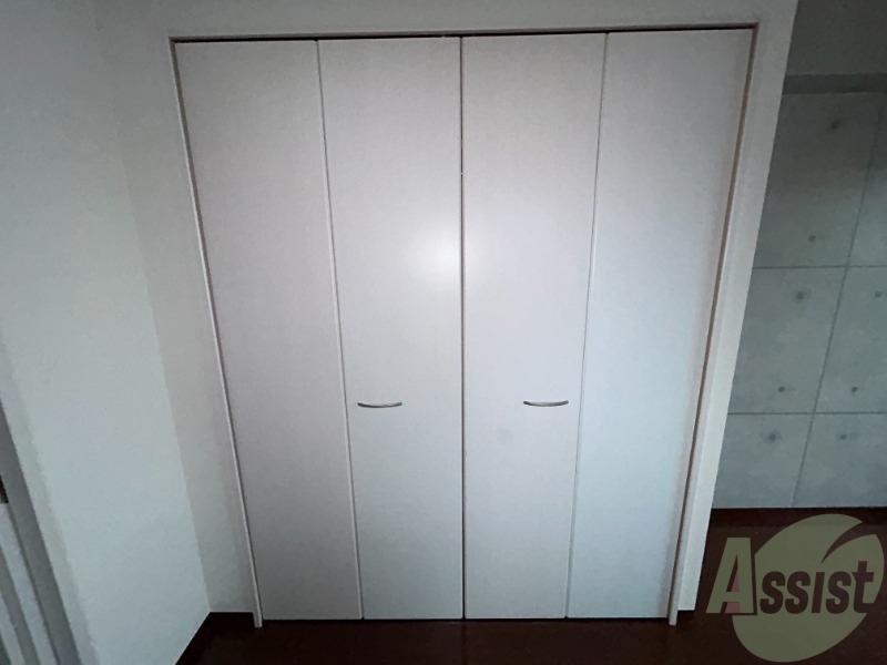 収納　収納です。普段使わない荷物や季節ものはここに入れましょう。