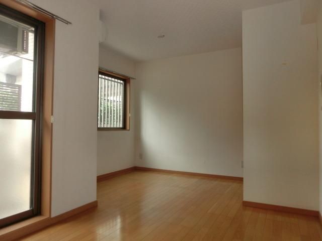 その他部屋・スペース　８帖洋室