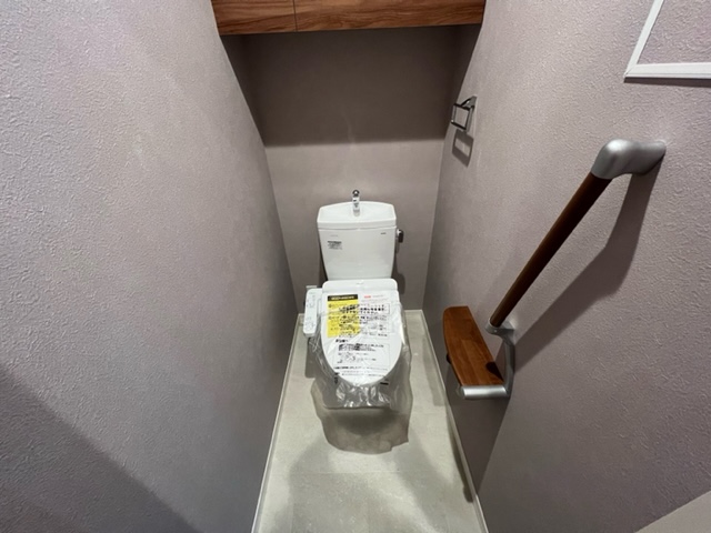 トイレ　綺麗なトイレにはウォシュレット標準装備です。