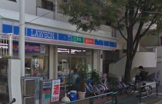 コンビニ　ローソン 日体大前店（コンビニ）まで227m