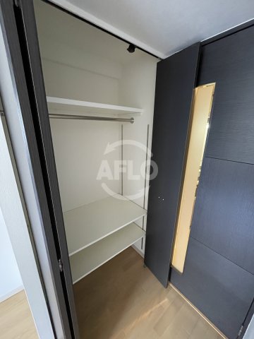 収納　アーデン京町堀ウエスト　クローゼット