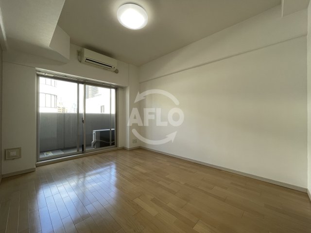 居室・リビング　アーデン京町堀ウエスト　開放的な室内