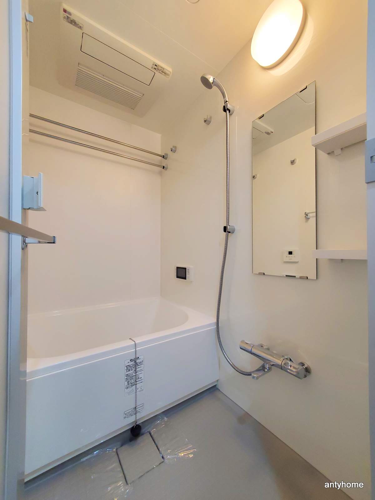 バス・シャワールーム