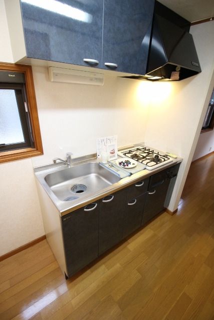 キッチン　２口ガスシステムキッチン