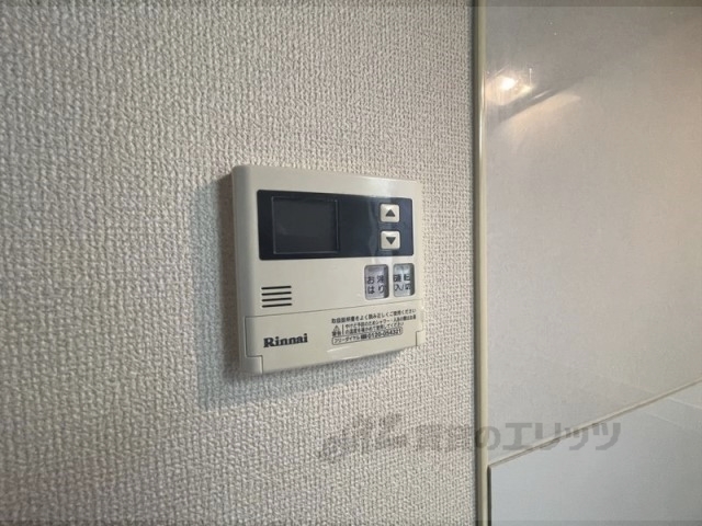 その他設備　給湯器リモコン