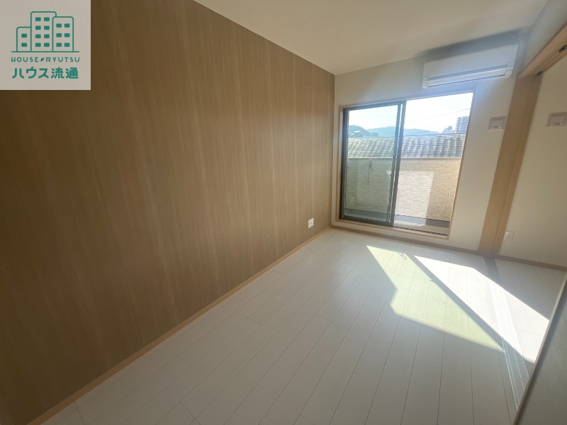 居室・リビング　※同タイプ別号室のお写真です